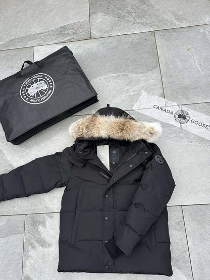 Down Parka – Black Edition
