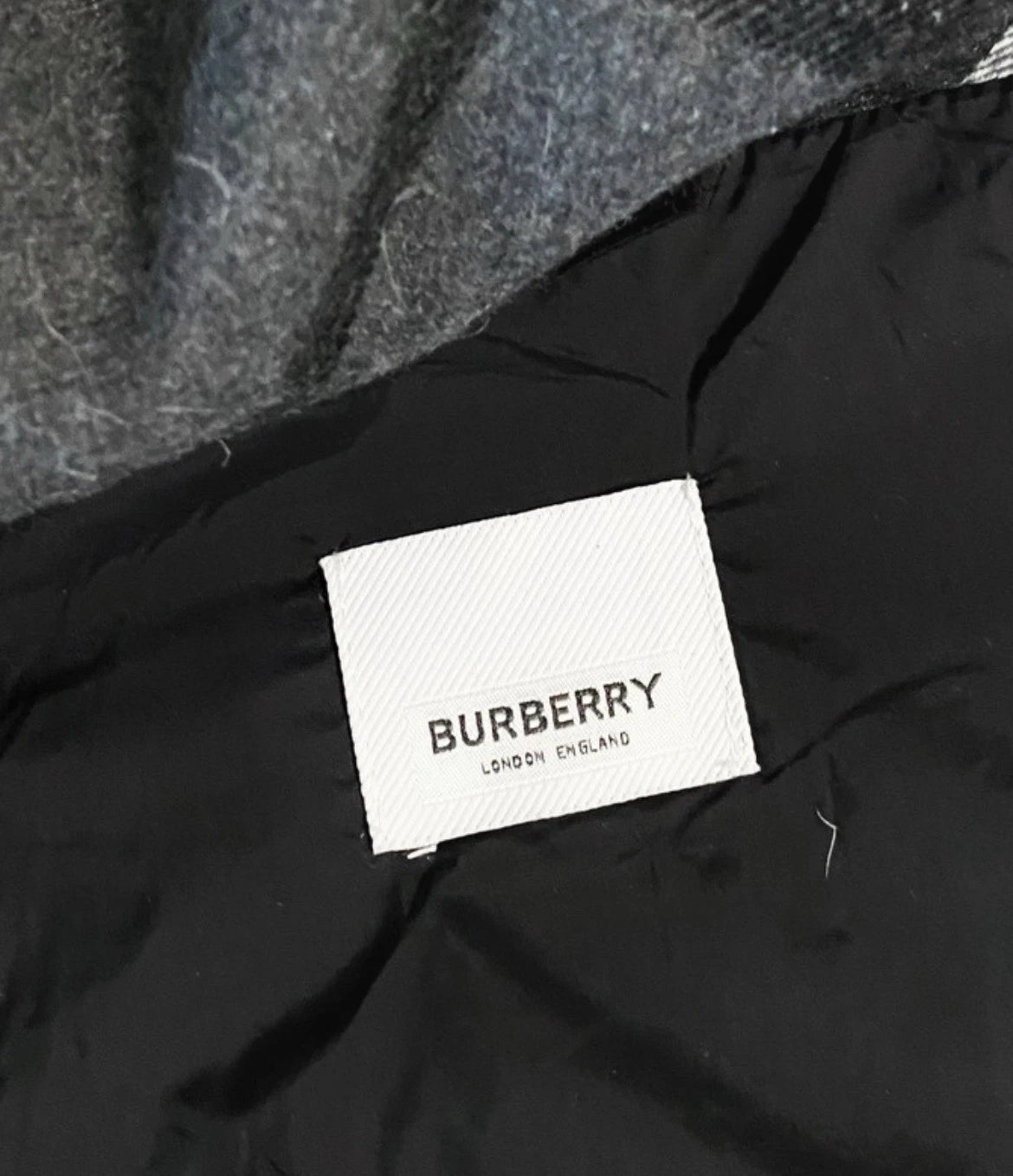 B*r*b*r*y Style Detachable Sleeve Puffer Coat – Black